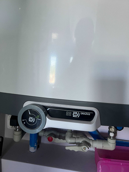 Продається 2-кімнатна квартира в закритому житловому комплексі! Кам`янське (Нікопольський р-н) - зображення 8