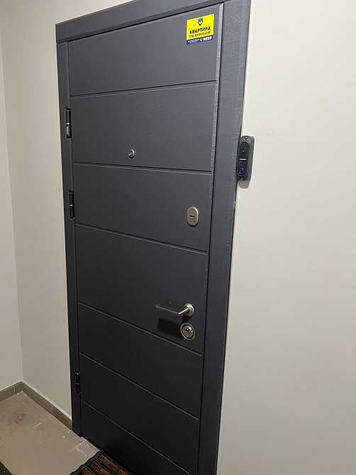 Продається 2-кімнатна квартира в закритому житловому комплексі! Кам`янське (Нікопольський р-н) - зображення 3