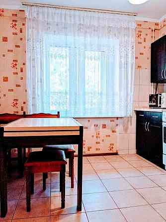 2К кв. 57 м.кв Берестейський проспект, 127 м. Житомирська 10 хв. пішки Київ