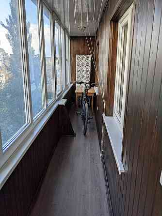 2К кв. 57 м.кв Берестейський проспект, 127 м. Житомирська 10 хв. пішки Київ