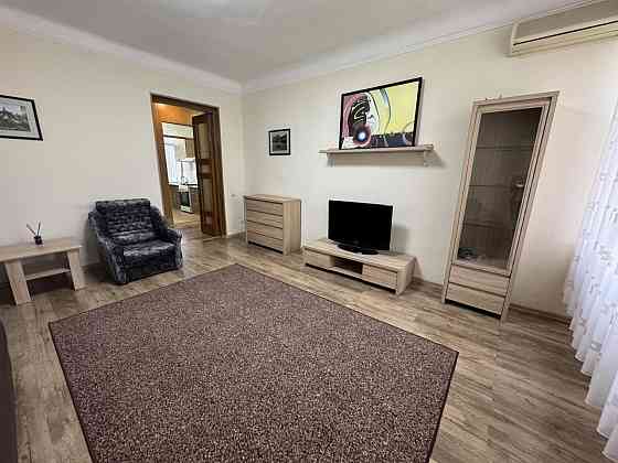 3к ул.Вернадского 7, Парк Шевченко, можно с животным Днепр