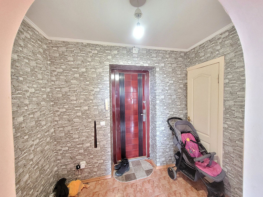 1к. К.Майдан 8/9ц, 39м2, косм.рем! 9500грн + кп! Луцк - изображение 6