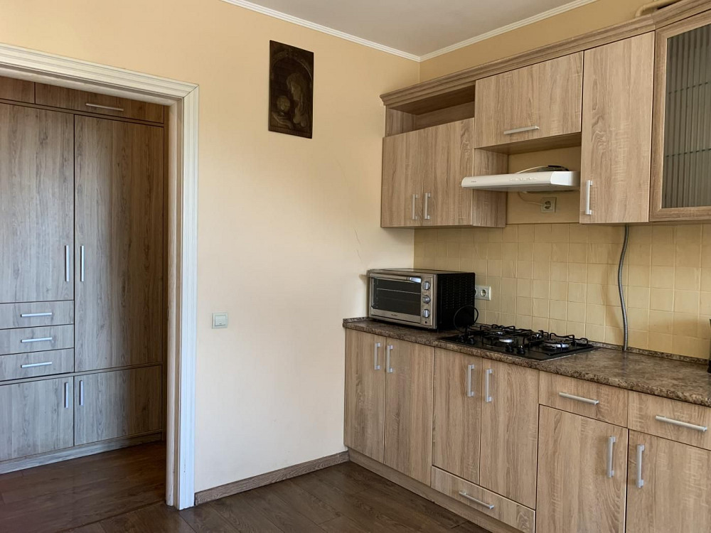 Продаж двокімнатної квартири з ремонтом в малоквартирному будинку Львів - зображення 3