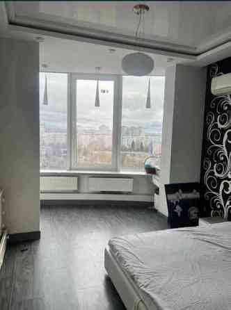 Большую элитную продам квартиру 72 м.кв. в бизнес класса ЖК Мир!SE Харків