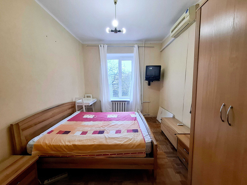 2К Грушевського 28/2 Урядовий Квартал  Маріїнський парк  М Арсенальна Киев - изображение 7