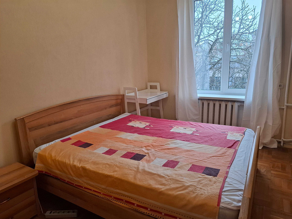 2К Грушевського 28/2 Урядовий Квартал  Маріїнський парк  М Арсенальна Киев - изображение 6