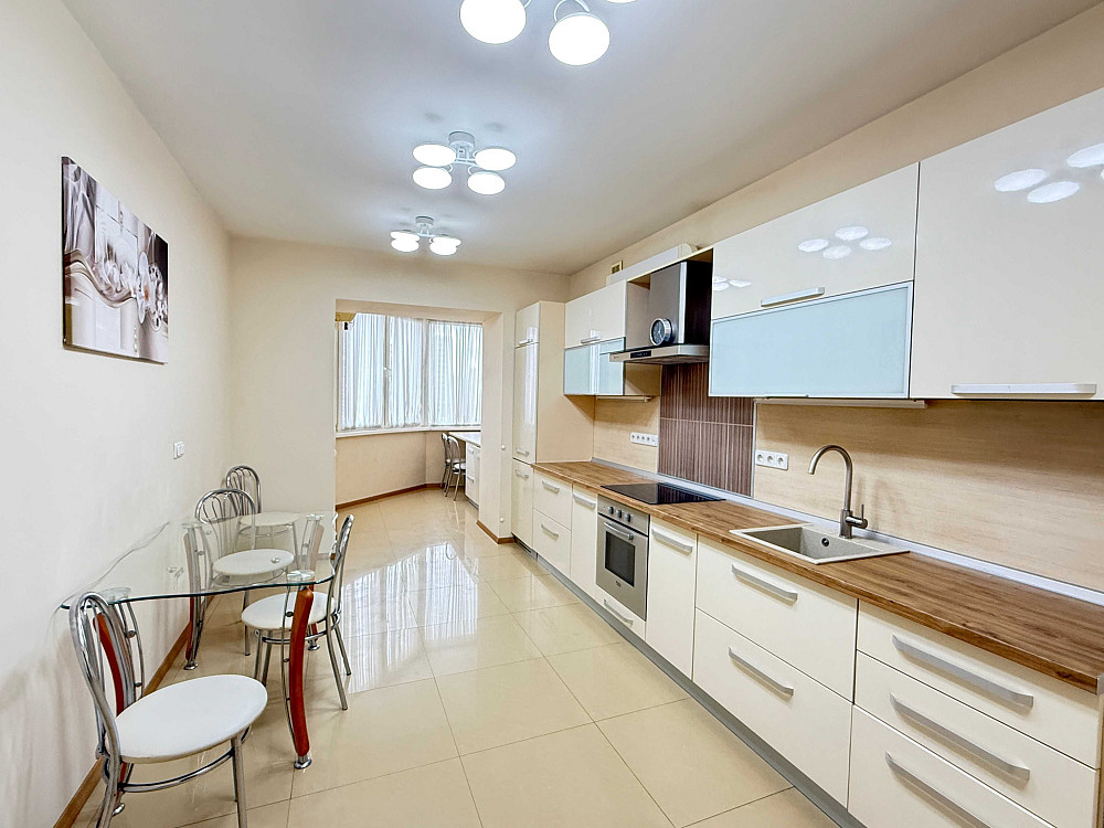 Позняки, вул. Анни Ахматової 31 Київ - зображення 1