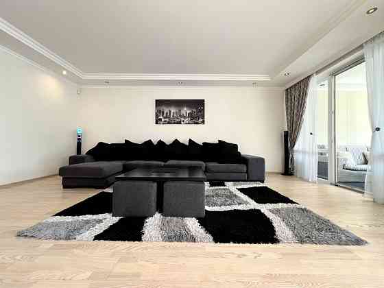 Оболонські Липки, Івасюка 24а, 153м2 3 кімнатна біля набережної Киев