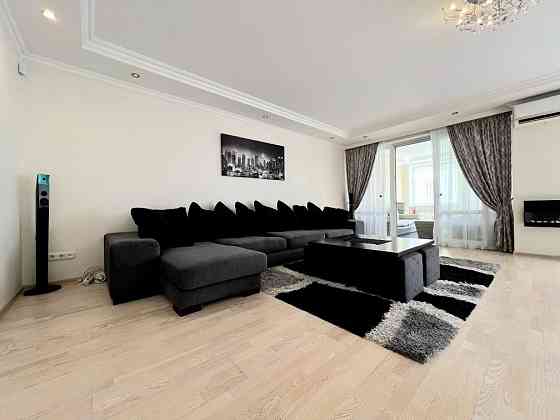 Оболонські Липки, Івасюка 24а, 153м2 3 кімнатна біля набережної Киев