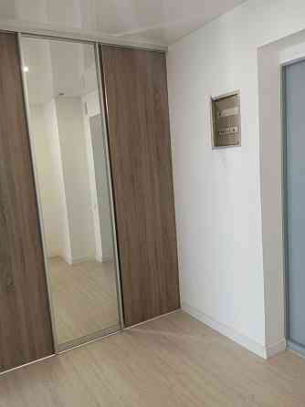 Оренда світлої  квартири Позняки вул. Крушельницької огляд на озеро Киев