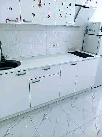 Оренда світлої  квартири Позняки вул. Крушельницької огляд на озеро Киев