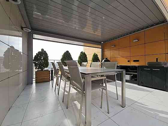 4 спальни, Терраса, Новый ремонт. Панорамный вид. Продам квартиру. Днепр