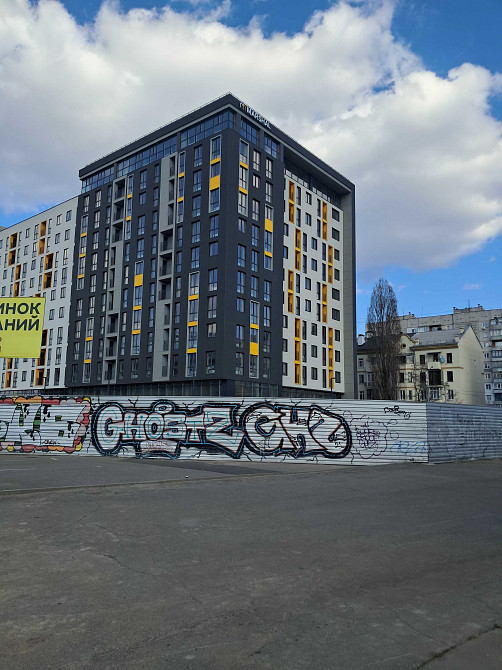 Продам 2 комн.квартиру в ЖК Спортивный, рядом три станции метро. Харків - зображення 1