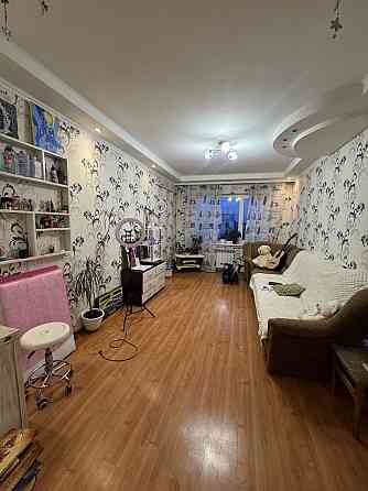 Продам квартиру в центрі Іванкова 