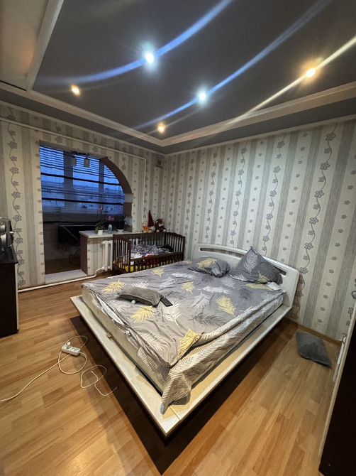 Продам квартиру в центрі Іванкова  - зображення 7