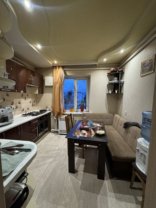 Продам квартиру в центрі Іванкова  - зображення 6