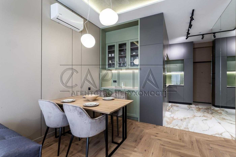 Оренда 2к сучасної видової квартири, Ярославів Град, 50м, Центр Kyiv - photo 1