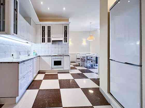 Оренда, вул. Лютеранська, 28/19, 4 кімнати, 145 м², Липки Киев