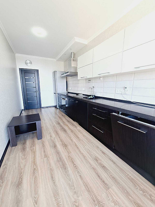 Стильна простора квартира в новому будинку з генератором Драгоманова 2 Киев - изображение 1