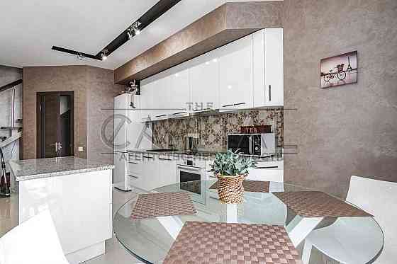 Оренда квартири в ЖК Комфорт Таун/ 90 м2 /Вул. Регенераторна /Тераса! Киев