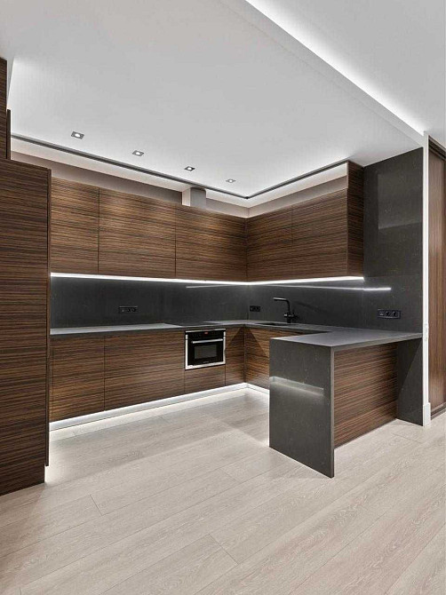 Башня Чкалов. центр грода Одесса - изображение 3