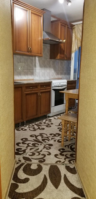 Оренда Квартири 3 кімнатної  район Кришталеве озеро, АТб , вул.руська Чернівці - зображення 2