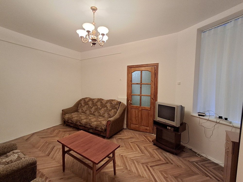 1кім оренда в р-ні Площі Ринок, затишна. Львов - изображение 1