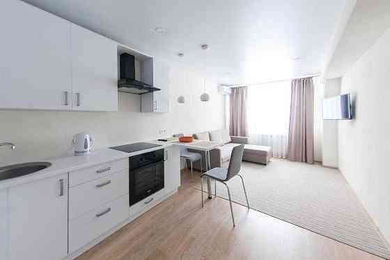 Двокімнатна квартира, м. Берестейська, новобудова, від 1 місяця Киев