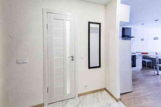 Двокімнатна квартира, м. Берестейська, новобудова, від 1 місяця Киев