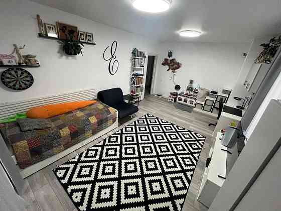 Продам двокімнатну квартиру з ремонтом, меблями та технікою. Ирпень