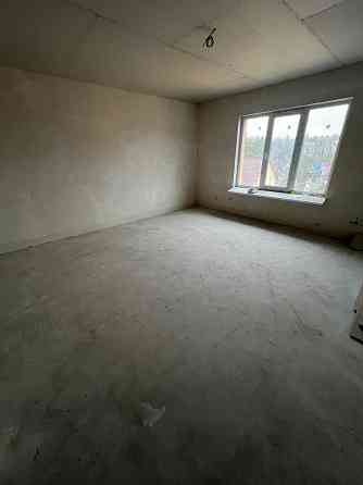 Велика двокімнатна квартира з початковим ремонтом. Ирпень