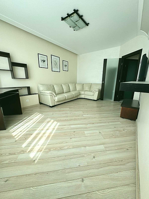 Фонтан, Палубная ул., 3 раздельные комнаты+ паркоместо Одесса - изображение 1