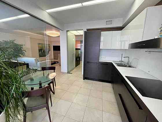 Продам 3-комнатную квратиру в ЖК на Чекмарева Днепр