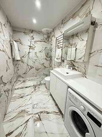 Продам 2 к квартиру з терасою в клубному будинку м Лівобережна Киев