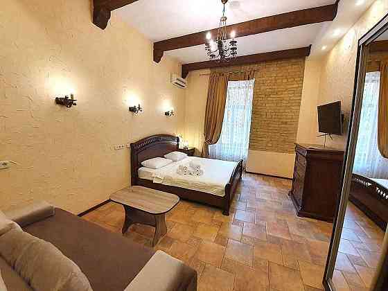 Без% Оренда 2кім. кв в центі Києва, Мала Житомирська 16/3 Київ