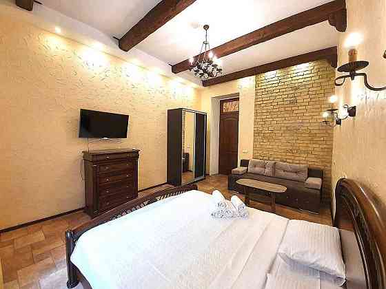 Без% Оренда 2кім. кв в центі Києва, Мала Житомирська 16/3 Київ