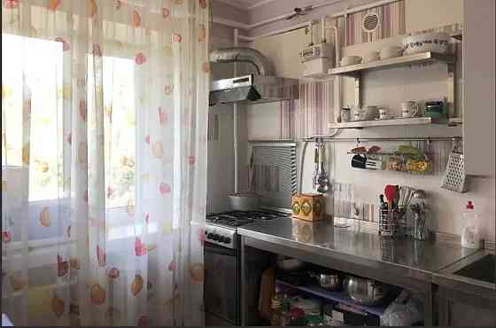 2-кімнатна квартира, вул. Галаганівська 6, м. Нивки 3 хвилини Киев