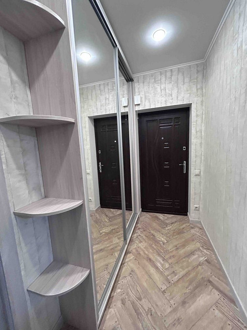 Оренда! Центр міста! Поряд школи да садочки! Ірпінь - зображення 2