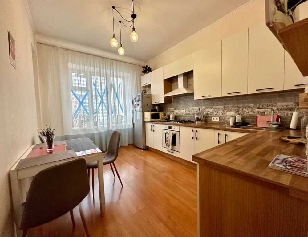 2-комнатная квартира п-т Гагарина/Фонтан, дом из красного кирпича, газ Одеса - зображення 2