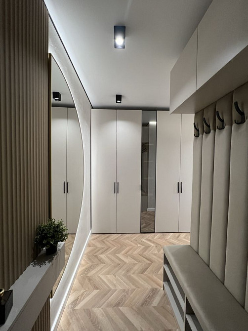 Сучасна квартира в новобудові неподалік центру міста Ивано-Франковск - изображение 2