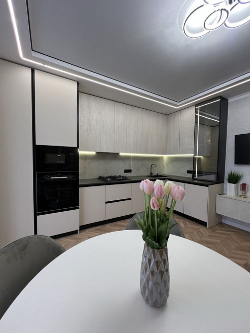 Сучасна квартира в новобудові неподалік центру міста Ивано-Франковск - изображение 8