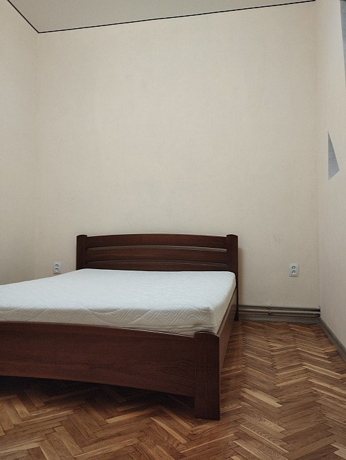 Власник! Здається 2кімн квартира на Майдан Ринок. Срочно! Стрий - зображення 4