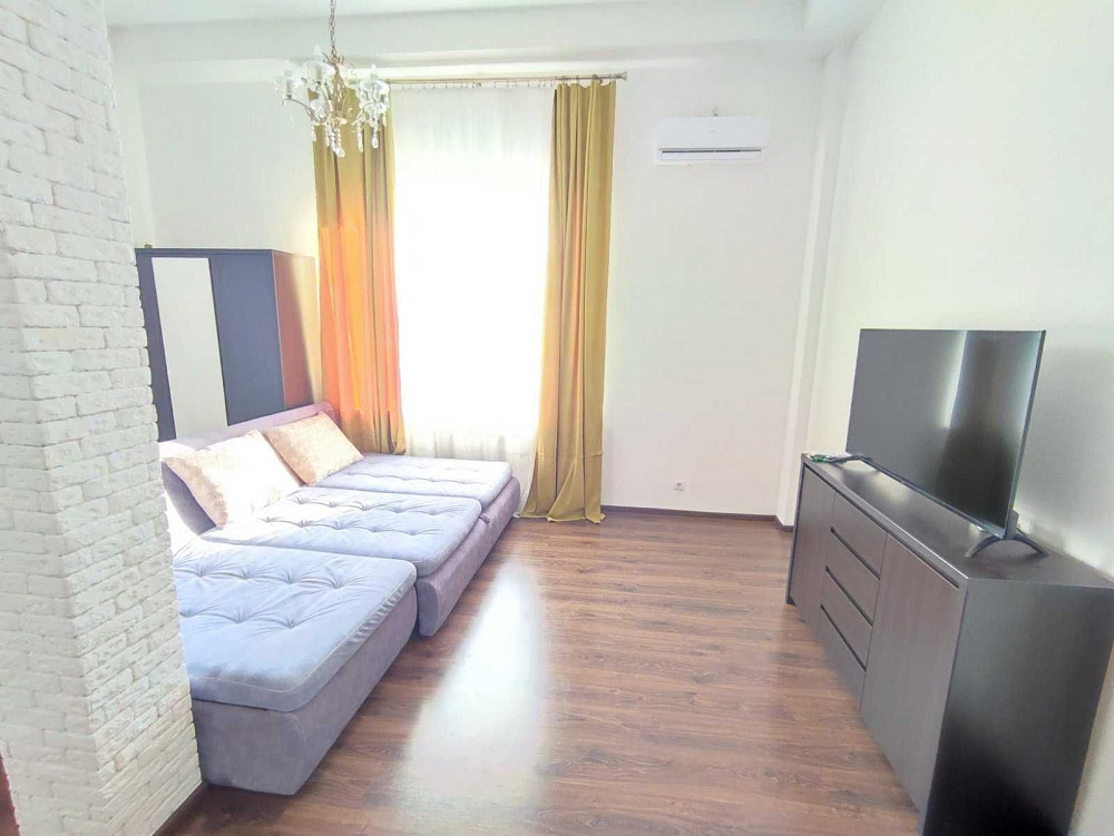 Оренда 2 ярусної квартири в сучасному будинку Черкассы - изображение 7