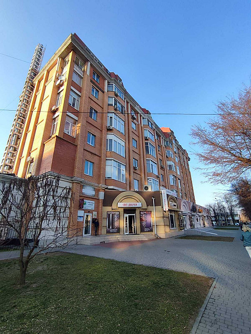 Оренда 2 ярусної квартири в сучасному будинку Черкассы - изображение 1