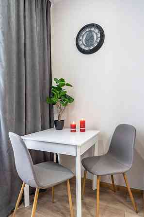 БЕЗ КОМИССИИ РИЭЛТОРУ! Вишняковская 4, 5 эт, м Харьковская Позняки Киев