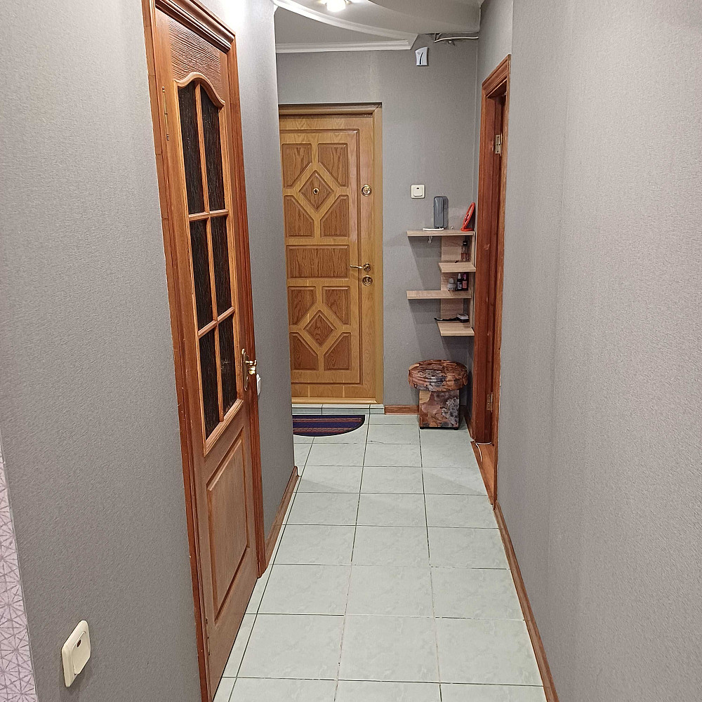 Оренда  1 кімнатної квартири на Бородінськом р-н Континента Запоріжжя - зображення 3