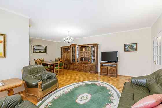 Оренда, вул. Тургенєвська, 52-58, 3 кімнати, 110 м², Центр Киев