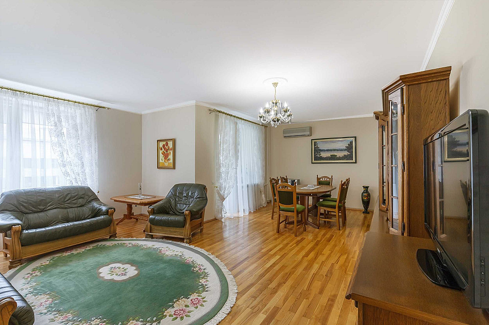 Оренда, вул. Тургенєвська, 52-58, 3 кімнати, 110 м², Центр Киев - изображение 1