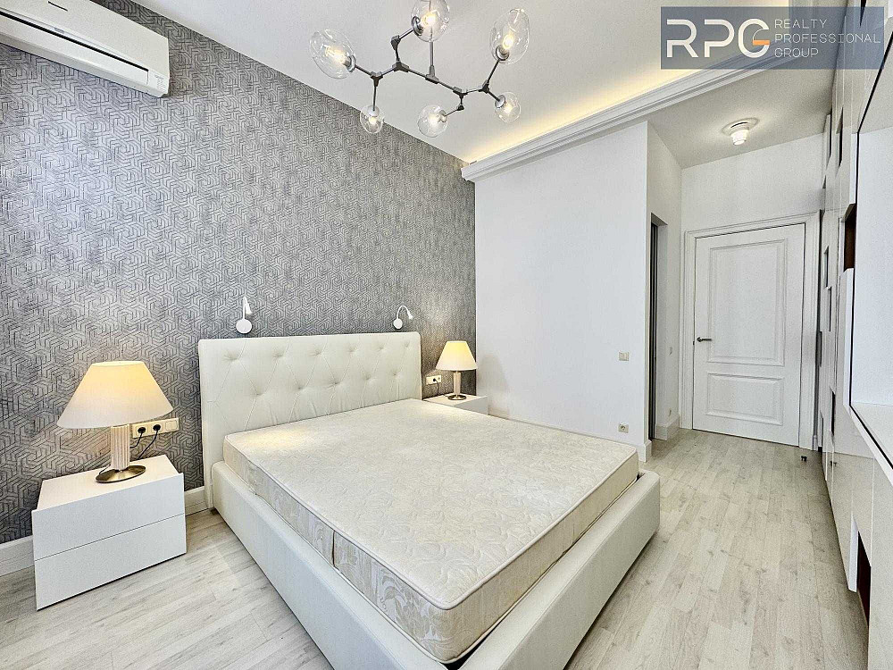 Аренда шикарной 2 комнатной квартиры в ЦЕНТРЕ Киева ХРЕЩАТИК Киев - изображение 1