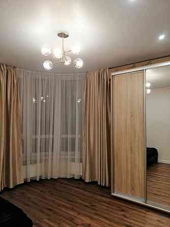 Оренда видової 2кімнатної квартири метро Лівобережна. Вул Каховська 62 Киев